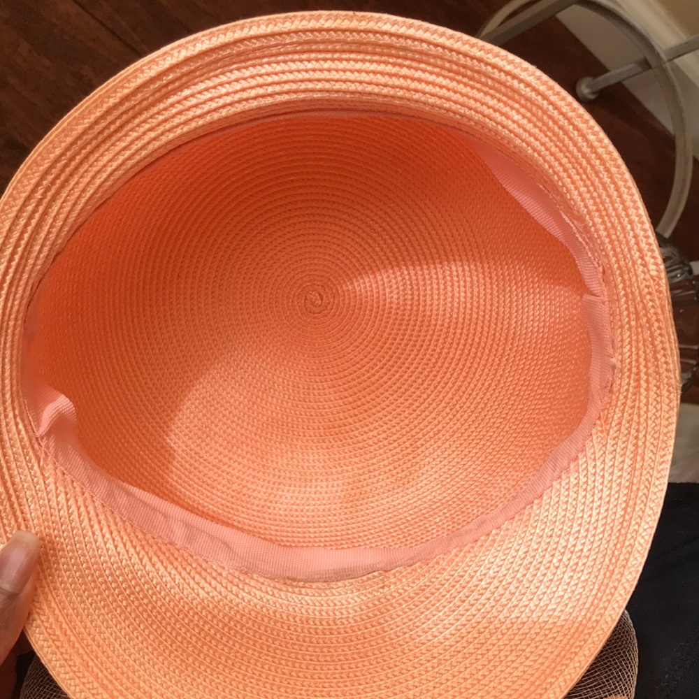Brand New Round Peach Hat - Picture 6 of 6